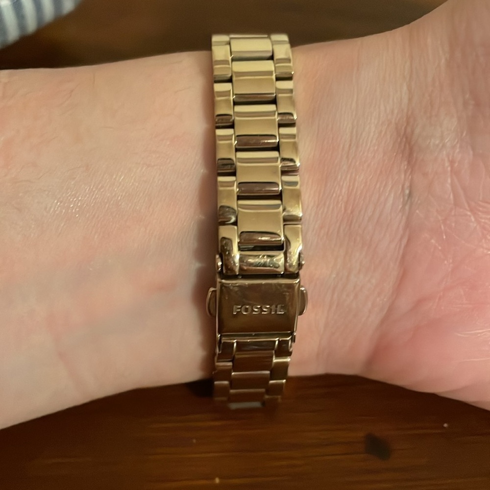 FOSSIL Gold Watch - Picture 5 of 9